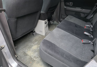 Подержанный автомобиль Mitsubishi Pajero Sport 2005 года (10 фото)