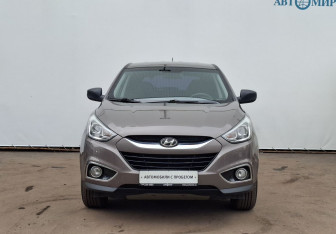 Подержанный автомобиль Hyundai ix35 2015 года (2 фото)