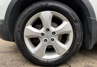 Подержанный автомобиль Nissan Qashqai 2007 года (9 фото)