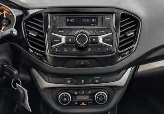 Подержанный автомобиль LADA (ВАЗ) Vesta Sedan 2020 года (17 фото)