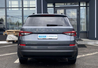 Подержанный автомобиль Skoda Kodiaq 2020 года (6 фото)