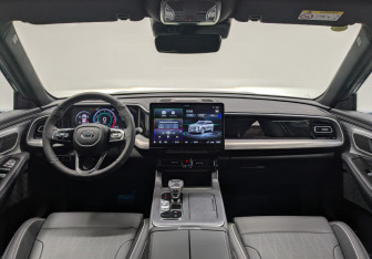 Новый GAC GS8 2025 (10 фото)