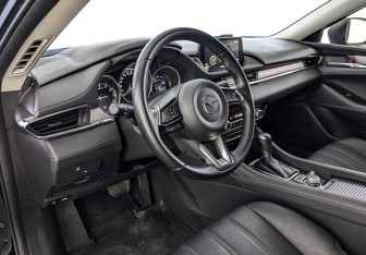 Подержанный автомобиль Mazda 6 Sedan 2020 года (15 фото)