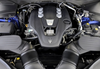 Подержанный автомобиль Maserati Levante 2018 года (9 фото)