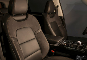 Подержанный автомобиль Haval Dargo 2023 года (17 фото)