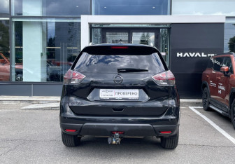 Подержанный автомобиль Nissan X-Trail 2018 года (6 фото)