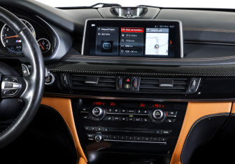 Подержанный автомобиль BMW X5 M 2018 года (13 фото)