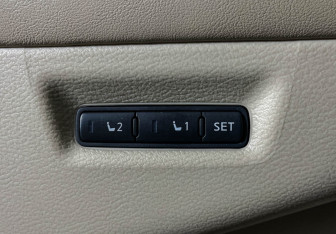 Подержанный автомобиль Nissan Murano Suv 2017 года (15 фото)