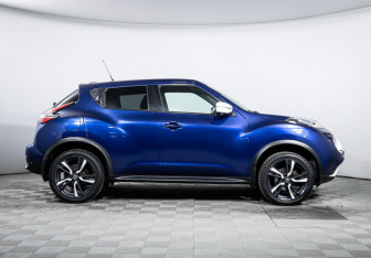 Подержанный автомобиль Nissan Juke 2017 года (4 фото)