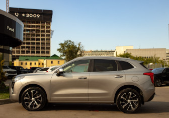 Подержанный автомобиль Haval Jolion 2023 года (6 фото)