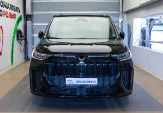 Подержанный автомобиль Voyah Dream 2023 года (2 фото)