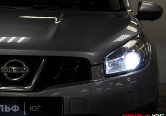 Подержанный автомобиль Nissan Qashqai 2011 года (19 фото)