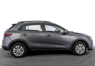 Подержанный автомобиль Kia Rio Hatchback 2021 года (4 фото)