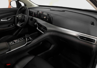 Подержанный автомобиль Changan UNI-T 2023 года (9 фото)