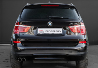 Подержанный автомобиль BMW X3 2015 года (5 фото)