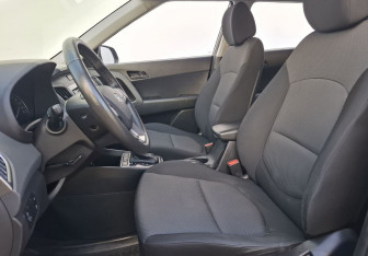 Подержанный автомобиль Hyundai Creta 2020 года (10 фото)