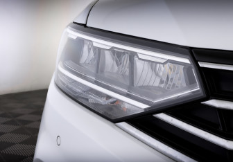 Подержанный автомобиль Volkswagen Passat Sedan 2020 года (17 фото)