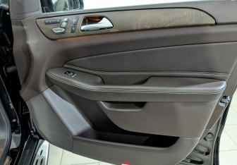 Подержанный автомобиль Mercedes-Benz GLE 2018 года (25 фото)