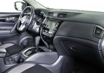 Подержанный автомобиль Nissan Qashqai 2021 года (9 фото)