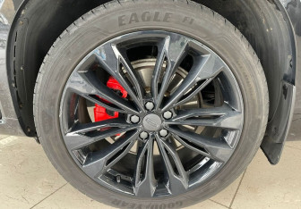 Подержанный автомобиль Geely Tugella 2022 года (9 фото)