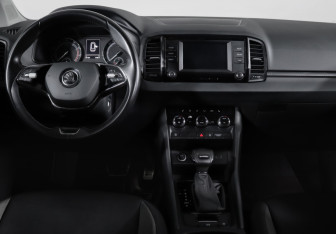 Подержанный автомобиль Skoda Karoq 2020 года (12 фото)