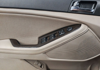 Подержанный автомобиль Kia Optima Sedan 2013 года (14 фото)