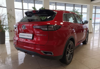 Подержанный автомобиль Changan CS55PLUS 2023 года (5 фото)