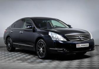 Подержанный автомобиль Nissan Teana 2010 года (3 фото)