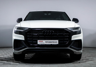 Подержанный автомобиль Audi Q8 2018 года (2 фото)