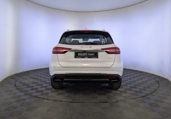 Подержанный автомобиль Hongqi HS5 2022 года (6 фото)