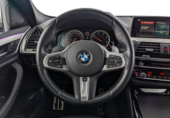 Подержанный автомобиль BMW X4 2019 года (22 фото)