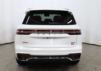 Новый Geely Monjaro 2025 (5 фото)