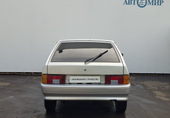 Подержанный автомобиль LADA (ВАЗ) 2113 2005 года (6 фото)