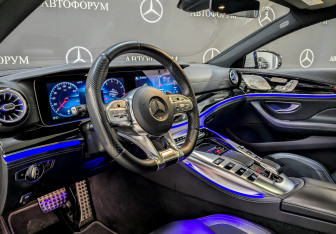 Подержанный автомобиль Mercedes-Benz AMG GT Liftback 2021 года (16 фото)