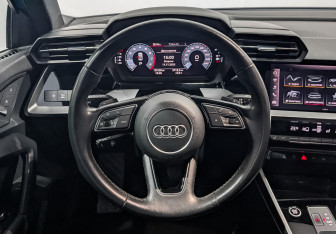 Подержанный автомобиль Audi A3 Sedan 2021 года (20 фото)
