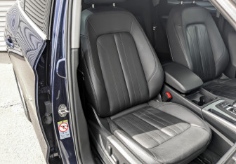 Подержанный автомобиль Audi Q5 2020 года (24 фото)