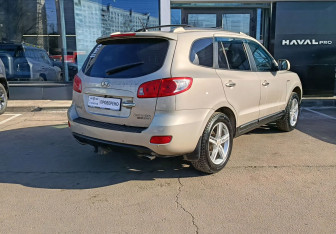 Подержанный автомобиль Hyundai Santa Fe 2008 года (5 фото)