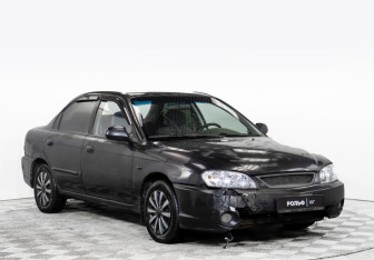 Подержанный автомобиль Kia Spectra Sedan 2006 года (2 фото)