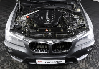 Подержанный автомобиль BMW X3 2013 года (9 фото)