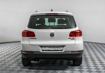 Подержанный автомобиль Volkswagen Tiguan 2012 года (6 фото)