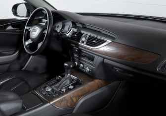 Подержанный автомобиль Audi A6 Sedan 2014 года (9 фото)