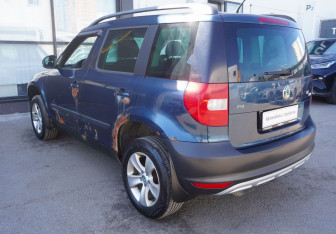 Подержанный автомобиль Skoda Yeti 2012 года (7 фото)
