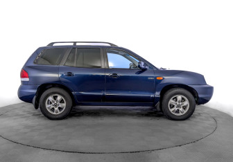 Подержанный автомобиль Hyundai Santa Fe 2008 года (4 фото)