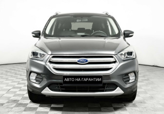 Подержанный автомобиль Ford Kuga 2019 года (2 фото)