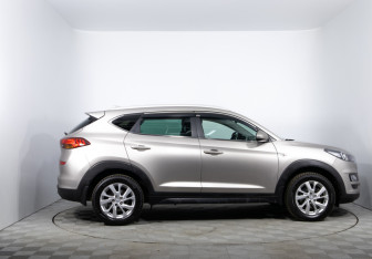 Подержанный автомобиль Hyundai Tucson 2018 года (4 фото)