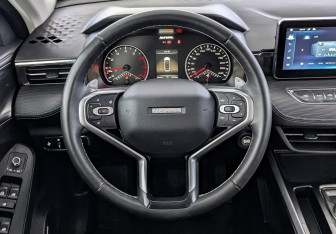 Подержанный автомобиль Haval Jolion 2023 года (21 фото)