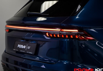 Подержанный автомобиль Geely Monjaro 2023 года (20 фото)