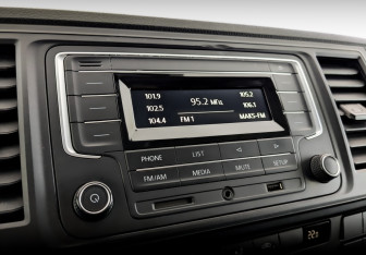 Подержанный автомобиль Volkswagen Caravelle 2019 года (26 фото)