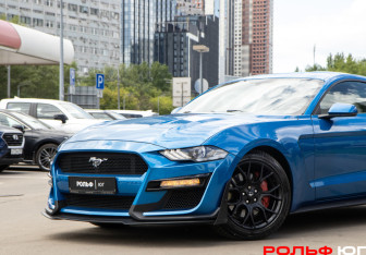Подержанный автомобиль Ford Mustang Coupe 2019 года (14 фото)