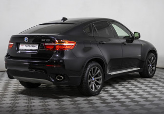 Подержанный автомобиль BMW X6 2012 года (5 фото)